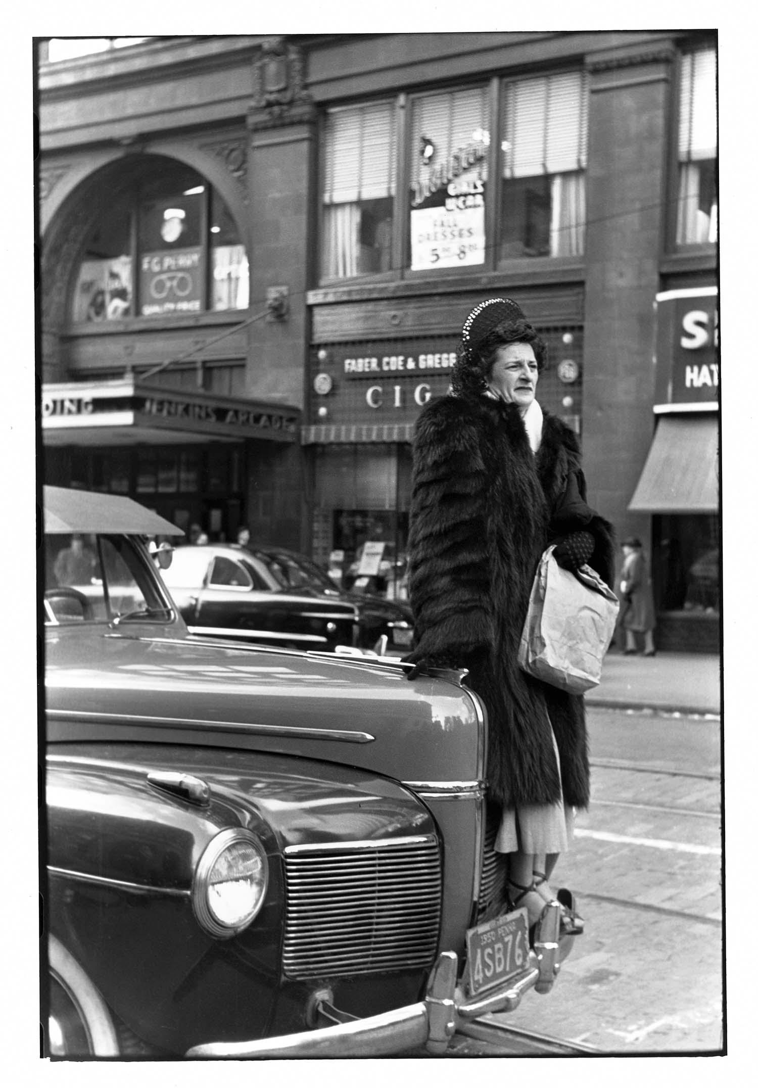 Finding the lost negatives of a young Elliott Erwitt | World